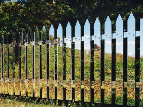 Unique Fences, Inexpensive Landscaping, Mirror Illusion, Storm King Art Center, Decorative Garden Fencing, Types Of Fences, Broken Mirror, Fence Art, Aluminum Fence