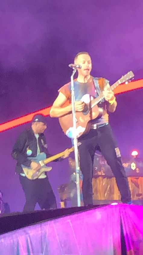 Coldplay MOTS tour march 18 2022 Chris Martin, Coldplay, Violin, Costa Rica, Concert, Music