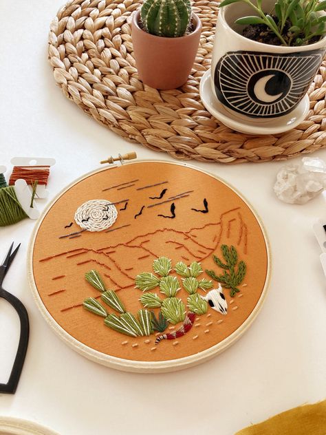 embroidery ideas Desert Embroidery Pattern, Cow Skull Embroidery, Desert Embroidery, Embroidery Pins, Desert Canyon, Pdf Embroidery Pattern, Halloween Elements, Beautiful Desert, Beginner Embroidery