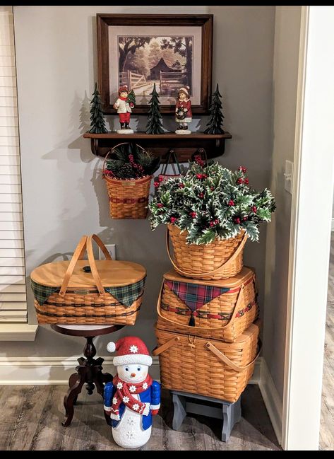 Decorating With Longaberger Basket Ideas, Longaberger Basket Ideas Display, Basket Filler Ideas Decorative, Decorating 2023, Decorating With Baskets, Longaberger Basket Ideas, Basket Decor Ideas, Decorate With Baskets, Basket Makeover