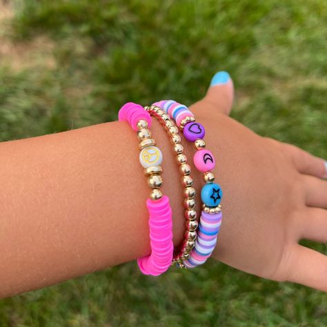 Fun Beaded Bracelets, Heishi Jewelry, Fun Drawings, Etsy Bracelets, Heishi Bracelets, Beaded Braclets, Wrist Stacks, Wedding Bracelets, Beads Ideas