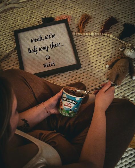 Half Baked Bump Photo, 20 Weeks Half Baked Photo, Half Way Maternity Photos, Half Baked Pregnancy Photo Diy, 20 Week Bump Pictures, Half Baked Pregnancy Announcement, 20 Week Maternity Photos, Single Pregnancy Announcement, Half Baked Ice Cream Pregnancy Photo