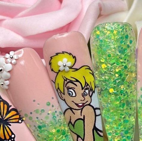 MLE xoxo 💋 on Instagram: "Character Series- Pt12 💅🏼 Nail Artist: @gelled_pretty ✔️ Follow @nailarttolove for more nail art inspiration ✔️ Follow us on Pinterest! See link in bio 🔗 #nailart #naildesign #nailtrend #viralnailtrend #trendingnailart #nailsofinstagram #nailmagazine #nails #acrylicnails #gelnails #nailstoinspire #nailartclub #nailjunkie #nailtrend #nailporn #cutenails #glitternails #nailgoals #nailed #nailswag #clawaddict #nailinspo #nailinspiration #christmasnails #getnailed #sti Disney Decals, Disney Nails, Nail Art Inspiration, Nails Magazine, Nail Decals, Love Nails, Nail Trends, Nail Artist, Swag Nails