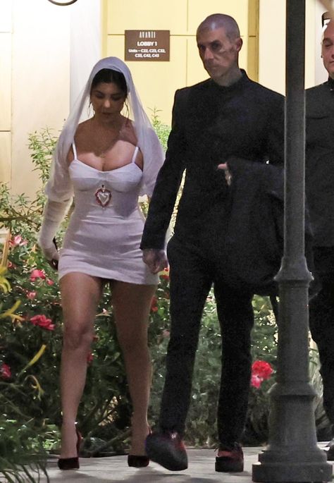 Alabama Barker gives first look at newlyweds Travis, Kourtney Kourtney Wedding Dress, Chloe Sevigny Wedding, Kourtney Kardashian Wedding, Kourtney Wedding, Ozzy And Sharon Osbourne, Kourtney Kardashian And Travis Barker, Ozzy And Sharon, Kourtney Kardashian And Travis, Kardashian Wedding