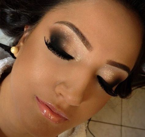 Prom Night Makeup, Machiaj Smokey Eyes, Black Smokey Eye, Black Smokey, Makeup Obsession, Kiss Makeup, I Love Makeup, Makeup Goals, Prom Night