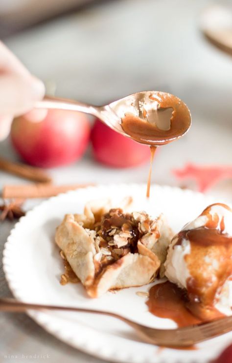 Apple Blossoms Recipe with Salted Caramel Sauce | Get the recipe for these crusty apple blossom tarts with an oatmeal and coarse sugar topping and a salted caramel sauce. Apple Blossom Recipe, Oatmeal Pie Crust, Almond Milk Whipped Cream, Apple Pie Spice, Apple Blossoms, Salted Caramel Sauce, Caramel Topping, Apple Filling, Pumpkin Spice Cupcakes