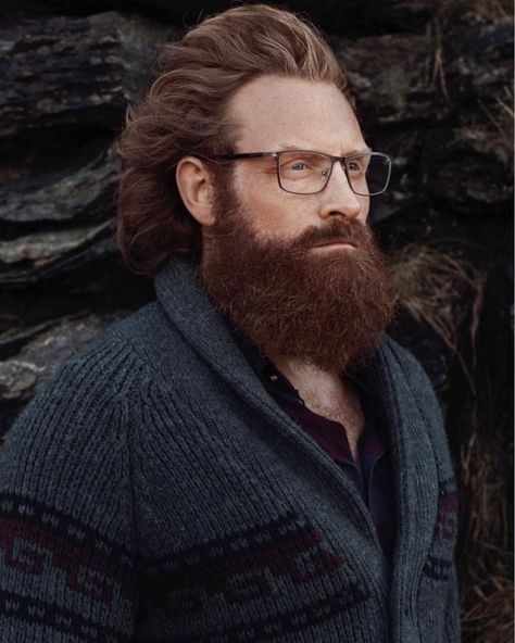 Synsam presents Oscar Eide! @synsamofficial #oscareide SWIPE! #ad Redhead Male, Redhead Actors, Tormund Giantsbane, Kristofer Hivju, Big Pool, Redhead Men, Scottish Actors, Actors Male, Beard Model