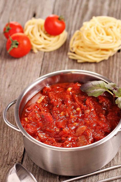 6 Best Rao’s Pasta Sauce (+ Homemade Rao’s Sauce Recipe)￼ - A Spectacled Owl Spectacled Owl, Marinara Recipe, Marinara Sauce Recipe, Canning Whole Tomatoes, Pasta Sauce Homemade, Spaghetti Sauce Recipe, Tomato Basil Sauce, Italian Pasta Dishes, Marinara Sauce Homemade