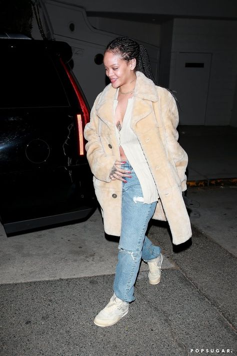 Rihanna Went Ahead and Made My Love For Teddy Coats Even Stronger With This Look Rihanna Street Style, Looks Rihanna, Rihanna Outfits, Rihanna Looks, Rihanna Riri, Rihanna Style, Winter Inspo, Rihanna Fenty, Inspo Board