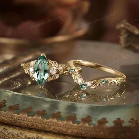 Vintage Green Sapphire Marquise Shaped Engagement Ring Set Leaf Engraved Yellow Gold Wedding Ring Set Nature Inspired Diamond Ring for Women - Etsy Daily Wear Gold Rings For Women, Jade Wedding Ring, Ethereal Engagement Ring, Dr Wedding, Fairytale Engagement Rings, Gold Wedding Ring Set, Jade Wedding, Diamond Ring For Women, Yellow Gold Wedding Ring