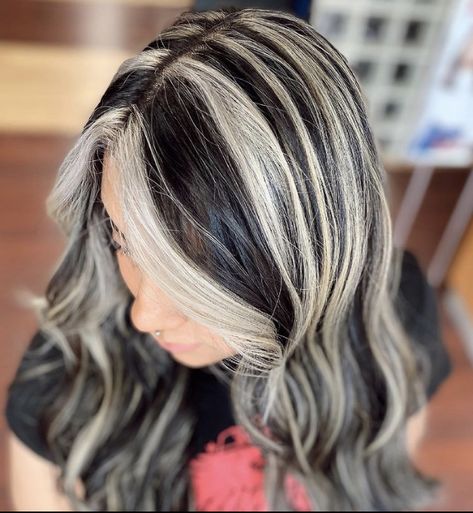 Platinum Chunky Highlights, Chunky Platinum Highlights On Dark Hair, Platinum Blonde Hair With Black Streaks, Black And Blonde Highlights, Black With Blonde Highlights, Black Hair With Blonde Highlights, Chunky Blonde Highlights, Chunky Highlights, Ash Hair