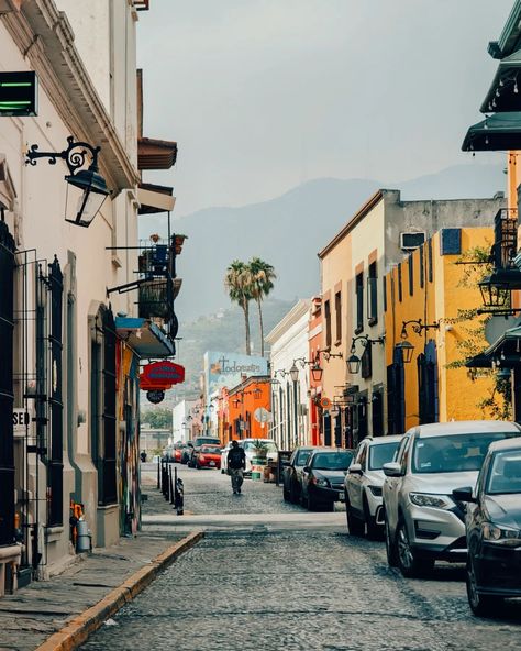 waking up in barrio antiguo, monterrey, feels like stepping into a different world—a colorful slice of old mexico nestled in a city that, in many ways, looks more american than mexican. 🌆 while much of monterrey is filled with wide roads, modern skyscrapers, and malls that wouldn’t feel out of place in texas, barrio antiguo stands as a charming exception. this historic neighborhood, with its cobblestone streets, vibrant plazas, and colonial architecture, feels like a step back in time. it’... Modern Skyscrapers, A Different World, Colonial Architecture, Back In Time, Old Town, Skyscraper, The Neighbourhood, Architecture