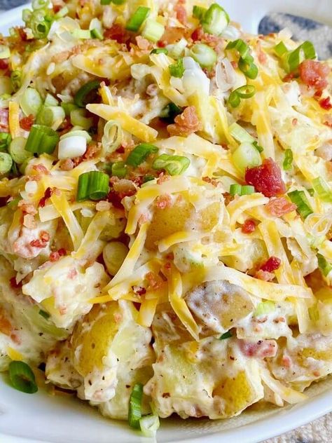 Loaded Baked Potato Salad Recipe, Baked Potato Salad Recipe, Traditional Potato Salad, Bacon Ranch Potato Salad, Old Fashioned Potato Salad, Ranch Potato Salad, Loaded Baked Potato Salad, Potatoe Salad, Bacon Ranch Potatoes