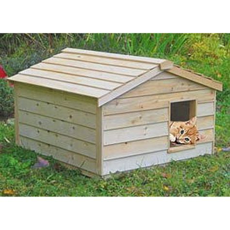 CozyCatFurniture Insulated Extra Large Waterproof Cat House for Outdoor Cats * You can get additional details at the image link. (This is an affiliate link) #dogs Insulated Cat House, Cat House Plans, Wooden Cat House, Outdoor Cat House, Outdoor Cat, Lots Of Cats, Wood Cat, Pet House, Outdoor Cats