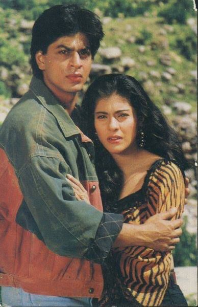 Shahrukh and Kajol Shahrukh Khan And Kajol, Shah Rukh Khan Movies, Best Bollywood Movies, Vintage Bollywood Aesthetic, 90s Bollywood Aesthetic, Retro Bollywood, 90s Bollywood, Bollywood Couples, Vintage Bollywood