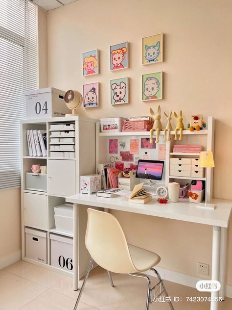 Foto Meja Belajar Aesthetic, Meja Aestethic, Meja Belajar Ideas, Meja Belajar Aesthetic, Meja Aesthetic, Kids Room Desk, Study Desk Decor, Study Decor, White Room Decor