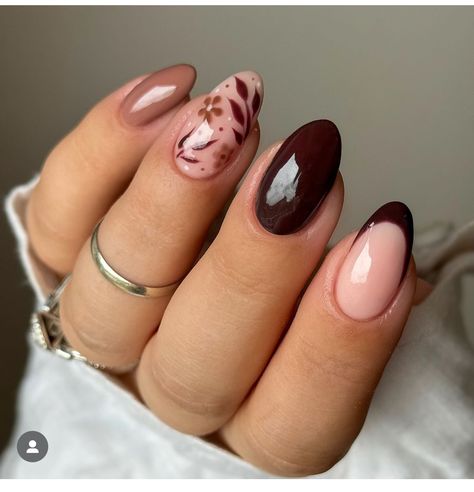 November Nails Fall, Almond Acrylic Nails Designs, Plum Nails, Simple Fall Nails, November Nails, Diy Acrylic Nails, Almond Acrylic Nails, Nails Only, Thanksgiving Nails