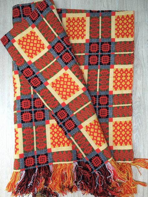 Welsh Wool Blankets, Welsh Blanket Pattern, Welsh Tapestry Blanket, Welsh Textiles, Welsh Tapestry, Bed Cover Design, Welsh Blanket, Rigid Heddle Weaving, Wool Tapestry