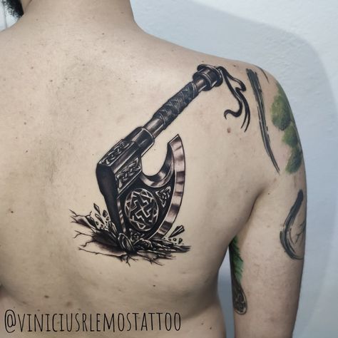 Viking Dragon Tattoo, Machado Viking, Hammer Tattoo, Full Neck Tattoos, Viking Warrior Tattoos, Viking Tattoo Symbol, Viking Tattoo Sleeve, Vikings Tattoo, Sagittarius Tattoo