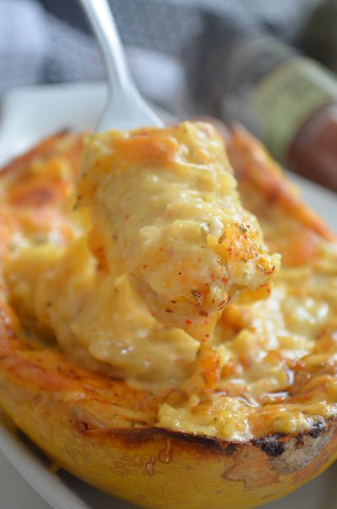 Baked Four Cheese Garlic Spaghetti Squash Spaghetti Squash Keto, Garlic Spaghetti Squash, Garlic Spaghetti, Breakfast Quiche Recipes, Baked Spaghetti Squash, Meat Free Monday, Low Carb Veggies, Breakfast Hash, Most Nutritious Foods