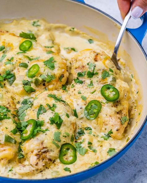 Creamy Jalapeno Chicken Skillet | Clean Food Crush Creamy Jalapeno, Homemade Bone Broth, Chicken Skillet Recipes, Chicken Skillet, Bone Broth Recipe, Jalapeno Chicken, Clean Food Crush, Food Crush, Broth Recipes