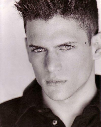 18 Famous Black People You May Not Have Known Were Black Wentworth Miller Prison Break, Famous Black People, Leonard Snart, Michael Scofield, Dominic Purcell, Wentworth Miller, Anime Expo, Famous Black, Prison Break