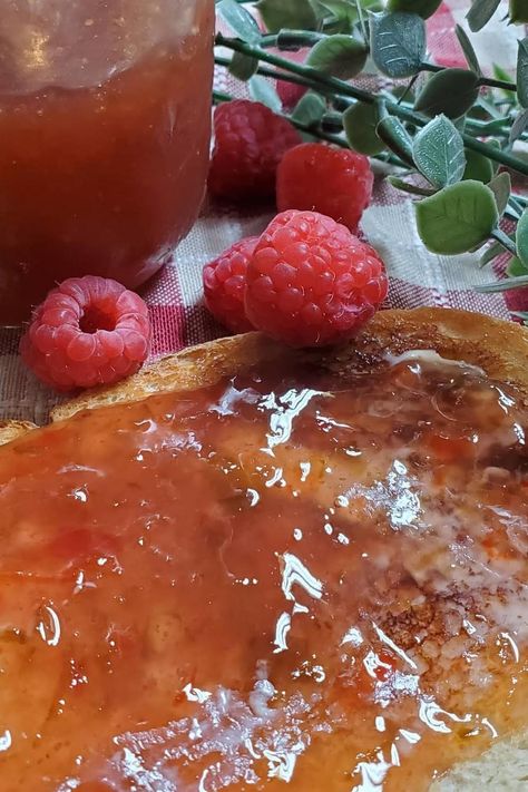 Raspberry Habanero Jelly, Raspberry Pepper Jelly, Raspberry Jalapeno Jelly, Raspberry Jalapeno Jam, Raspberry Jelly Recipe, Jalapeno Jelly Recipes, Jalapeño Jelly, Habanero Jelly, Jalapeno Jam