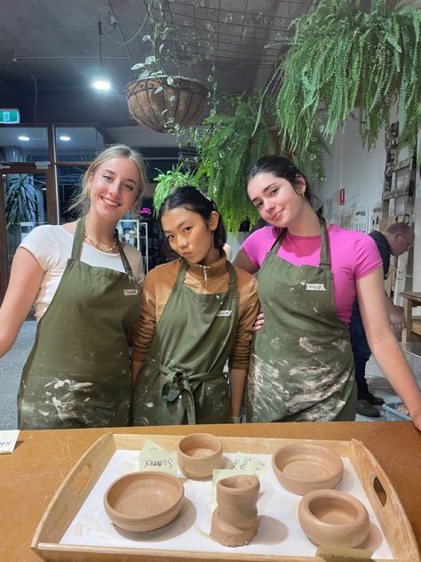 #pottery #art #friends #girlboss #clay Pottery Class Aesthetic Friends, Pottery Painting Aesthetic Friends, Pottery Painting With Friends, Pottery Class Aesthetic, Pottery Birthday Party, Pottery Aesthetic, Pottery Party, Goal Chart, Outing Ideas