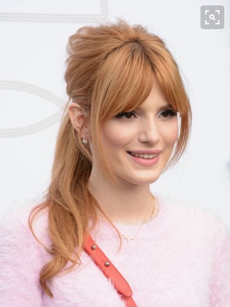 Deep set bangs Reddish Blonde Hair, Light Red Hair, High Fashion Hair, Bangs Ponytail, Layered Hair With Bangs, Strawberry Blonde Hair Color, Strawberry Blonde Hair, Bella Thorne, Penteado Cabelo Curto