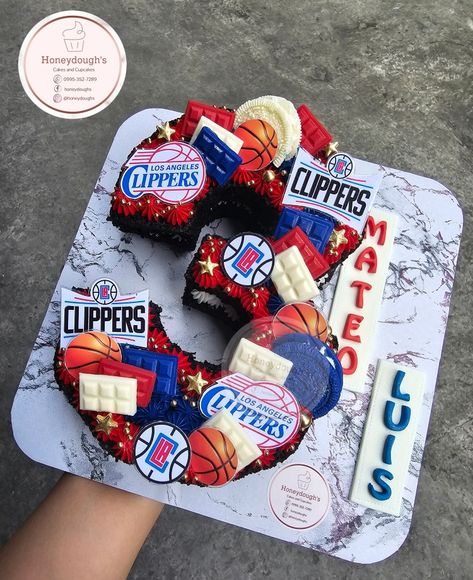 Number Cake For Men, Themed Number Cake, Cake For Men, Cupcake Birthday, Cupcake Birthday Cake, Number Cake, La Clippers, Number Cakes, Cakes For Men