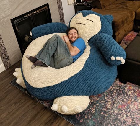 Snorlax Bean Bag, Giant Snorlax, Giant Bean Bags, Tutorial Amigurumi, Bilik Mandi, Bilik Tidur, Pantry Design, Cabinets Kitchen, Chale Crochet