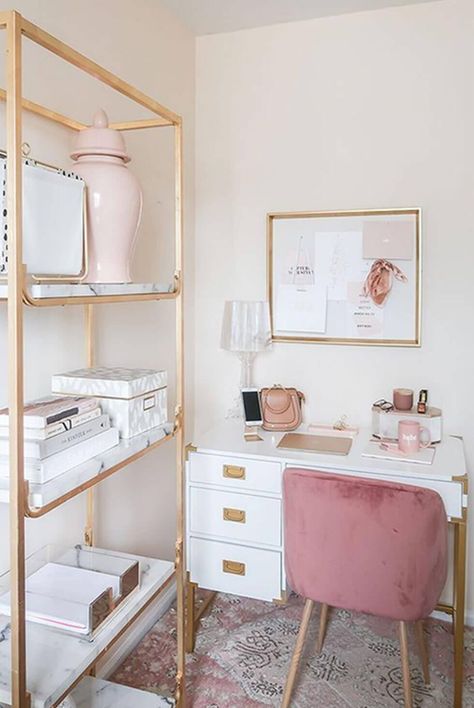 Pink Home Office, Gold Office, Desks For Small Spaces, Trendy Bedroom, Coworking Space, Home Office Design, New Room, Home Office Decor, Office Design