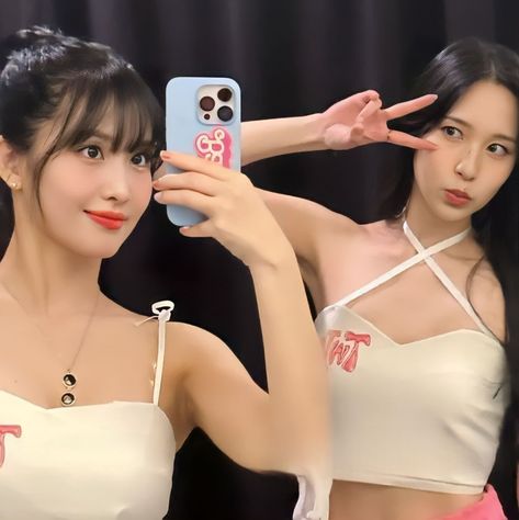 Mina And Momo Icons, Mina And Momo, Momo Selca, Remini Icon, Momo Mina, Twice As Nice, Twice Momo, My Only Love, Girl Group