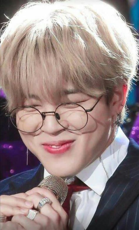 #Bts #jimin #cute #shy #jimininroundglasses #parkjimin #Btsjimin Park Jimin, Wattpad, Bts, Reading, On Twitter, Twitter