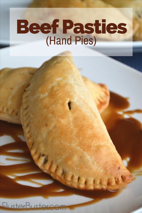 Beef Pasty Recipe Meat Pies, Pasty Recipe Easy, Beef Pasty Recipe, Michigan Recipes, Beef Pasties, Pies Savory, Pocket Pies, Baking Competition, Cornish Pasty