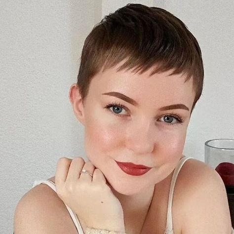 cropped2perfection on Instagram: "@christinakiesewetter_ is gamine beauty personified with her gorgeous pixie crop. . This piecey cut is cut close on the back and sides making it a dream to style. The perfect wispy pixie cut. #pixie #chopitoff #shorthair #haircut #pixiecut" Wispy Pixie Cut, Wispy Pixie, Shorthair Haircut, Pixie Crop, Pixie Haircuts, Short Pixie Haircuts, Hair Stuff, Short Pixie, Pixie Haircut