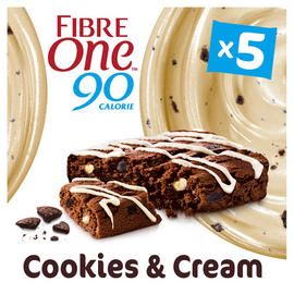 Buy Fibre One 90 Calorie Cookies & Cream Drizzle Squares 5 x 24g (120g) online at Iceland. Free next day delivery on orders over £40. Soft Baked Cookies, Biscuit Bar, Fiber One, Chocolate Fudge Brownies, Sweet Muffin, No Calorie Snacks, Soft Bakes, Cake Bars, Caramel Flavoring