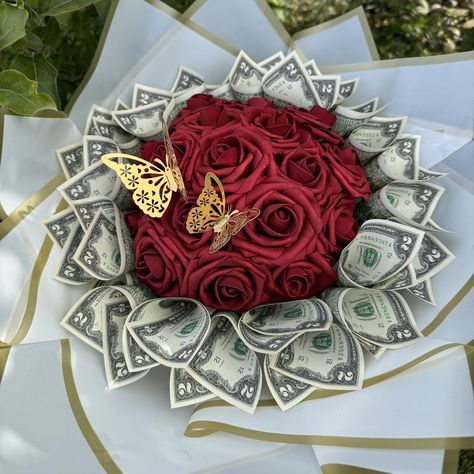 Graduation bouquets! 🌹💵 #tacomawa #custommade #madetoorder #smallbusiness #customizedgifts #personalized #personalizedgifts #shoplocal #kadenncreations #rosebouquet #graduation #graduationbouquet #money #moneybouquet Money Bouquet With Flowers, Money Bouquet Aesthetic, Money Bouquets, Gifts Bouquet, Bouquet Aesthetic, Graduation Bouquet, Money Bouquet, Gift Bouquet, Floral Ideas