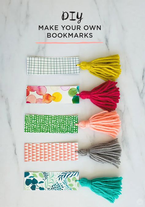 FREE DOWNLOAD: DIY tassel bookmarks - Think.Make.Share. Book Bookmarks, Bookmarks Diy, Penanda Buku, Creative Bookmarks, Tassel Bookmark, Bookmark Craft, Diy Tassel, Diy Bookmarks, Bookmarks Handmade