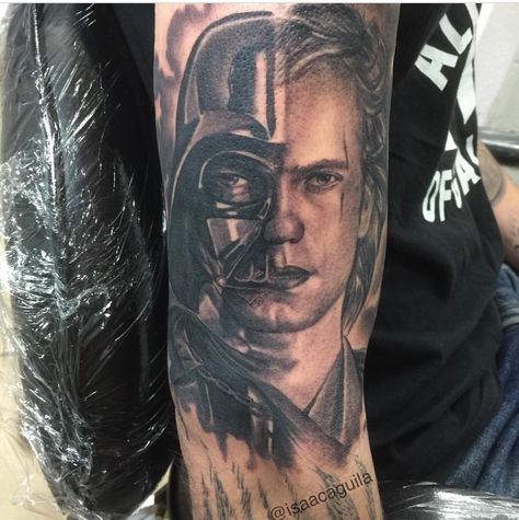 Anakin skywalker Star Wars tattoo Sith Tattoo, Star Wars Tattoo Sleeve, Vader Tattoo, Darth Vader Tattoo, Star Wars Theories, Healed Tattoo, Patriotic Tattoos, Anakin Vader, Tattoo Henna