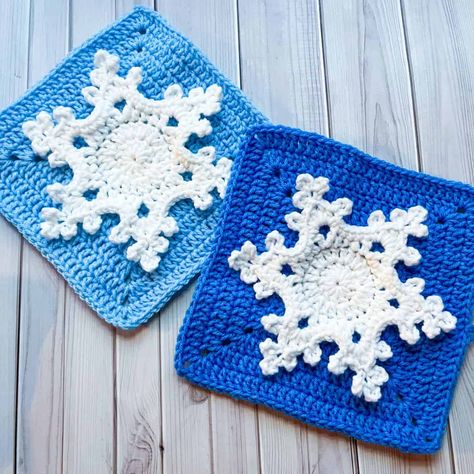 Snowflake Granny Square Crochet Pattern - thecaffeinatedsnail.com Snowflake Crochet Afghan Pattern Free, Crochet Snowflake Sweater, Snowflake Granny Square Pattern Free, Snowflake Granny Square Pattern, Crochet Christmas Granny Square, Christmas Granny Square Crochet, Snowflake Granny Square, Free Granny Square Crochet Pattern, Bear Hat Pattern