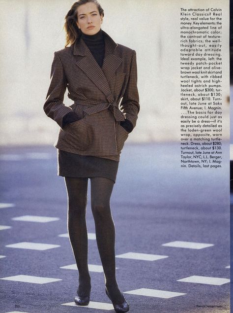 Tatjana Patitz - Vogue June 1987 "Smart Choices" Photographer: Patrick Demarchelier Hair: Edward Tricomi Makeup: Sophie Levy 1987 Fashion, Tatiana Patitz, Tatjana Patitz, Models 90s, Vogue Archive, Patrick Demarchelier, Original Supermodels, Vogue Us, Calvin Klein Collection