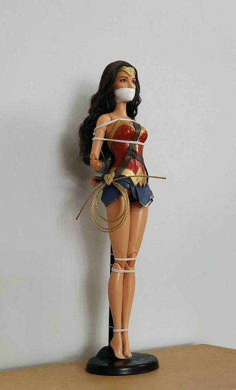 Wonder Woman in distress 4 by ConanRock on DeviantArt Superman Dawn Of Justice, Dawn Of Justice, Lego Dc, Women Ties, In Distress, Batman Vs Superman, Batman Vs, Gi Joe, Barbie Doll