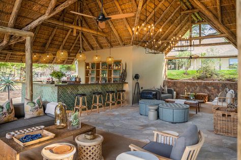 Thornybush Game Lodge Gets a Contemporary Makeover | VISI Safari Style Interior, Safari Lodge Interior, Lodge Interiors, African Lodge, Safari Design, Claw Foot Bath, Game Lodge, Colonial Design, Luxury Tents