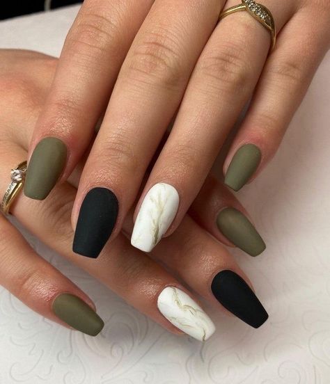 Summer Gel Nails, Heart Nail, Nails Homecoming, Nails White, Gel Nail Colors, Cute Gel Nails, Nails Black, Short Acrylic Nails Designs, Sparkly Nails