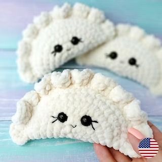 PlushiCoPatterns - Etsy Crochet Patterns 1 Hour, Toys Quotes, Basic Amigurumi, Amigurumi Eyes, Crochet Toys Free Patterns, Plush Yarn, Bunny Crochet, Crochet Baby Toys, Crochet Food