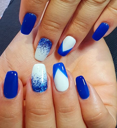 White And Royal Blue Nails, Royal Blue Nails Designs Short, Royal Blue Ombre Nails, Cobalt Blue Nails Designs, September Gel Nails, Royal Blue Nail Art, Royal Blue Nails Designs, Spirit Nails, Cobalt Blue Nails