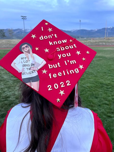 Graduation Cap Taylor Swift, Lana Del Rey Graduation Cap, Graduation Cap Designs Taylor Swift, Taylor Swift Graduation Cap, Taylor Swift Graduation, Graduation Hats, Taylor Swift Jokes, Taylor Swift Images, Diy Graduation Cap