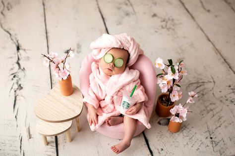 Newborn Starbucks Photoshoot, Starbucks Baby Photoshoot, Starbucks Photoshoot, Newborn Photography Girly, Starbucks Photography, Photography Girly, Halloween Baby Shower Theme, Baby Pictures Newborn, Starbucks Lovers