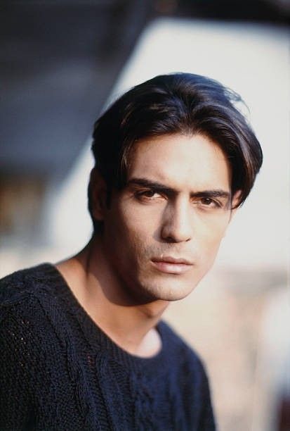 Arjun Rampal, Vintage Bollywood Aesthetic, 90s Actors, Indian Pictures, Bollywood Pictures, Indian Actors, Imaginary Boyfriend, Actors Male, 90s Bollywood